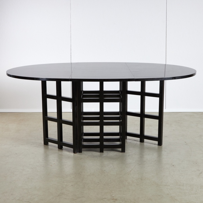 322 D.S.1 Dining Table