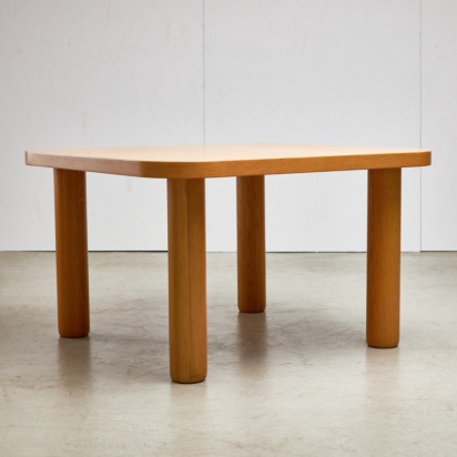 Iva & Tao Dining Set (table)