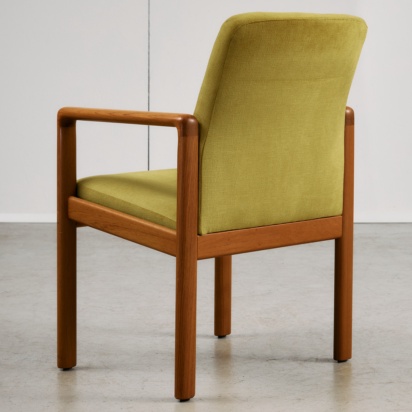Armchair by Dyrlund