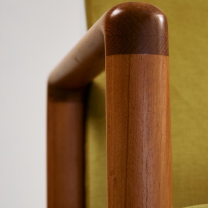 Armchair by Dyrlund