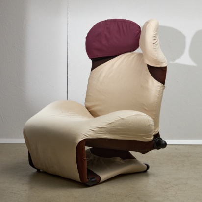 Wink Lounge Chair by Toshiyuki Kita