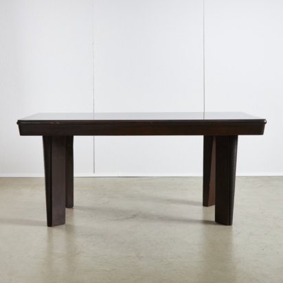 Robust Dinig Table 