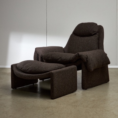 P60 Lounge Chair and Ottoman