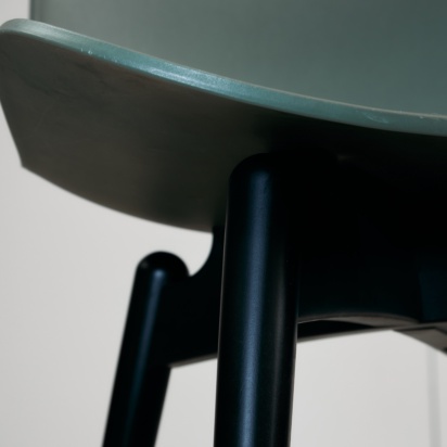 Set of Langue Chairs