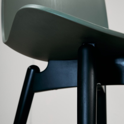 Set of Langue Chairs