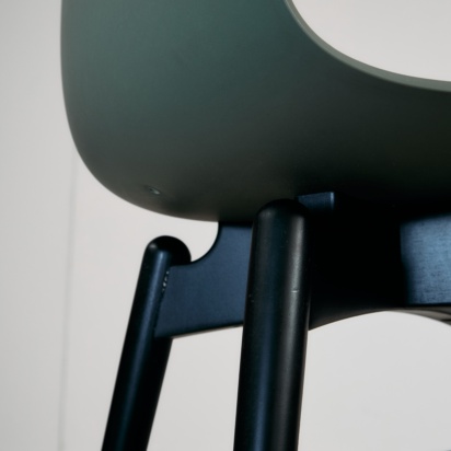 Set of Langue Chairs