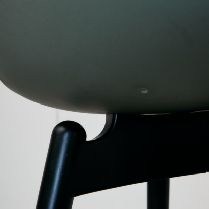 Set of Langue Chairs