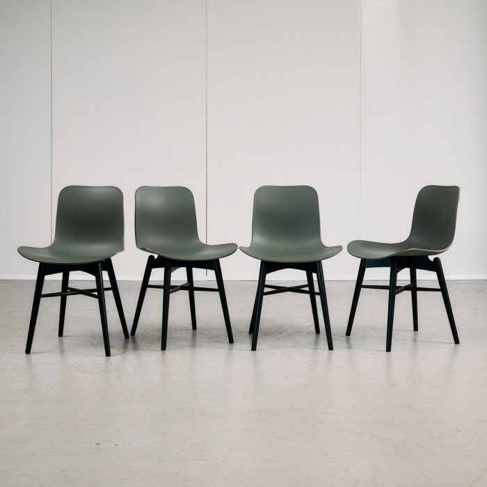 Set of Langue Chairs