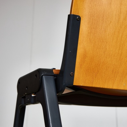 Serie K Stackable Desk Chairs