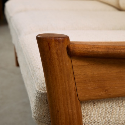 Dyrlund Solid Teak Three-Seater