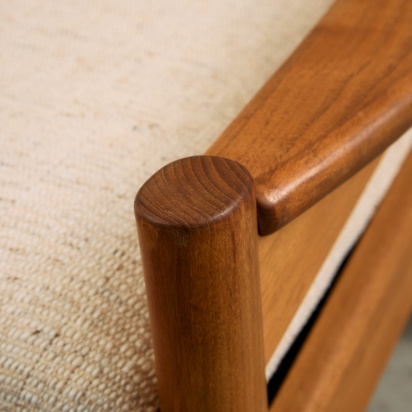 Dyrlund Solid Teak Three-Seater