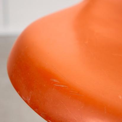Set of Single-base Orange Chairs