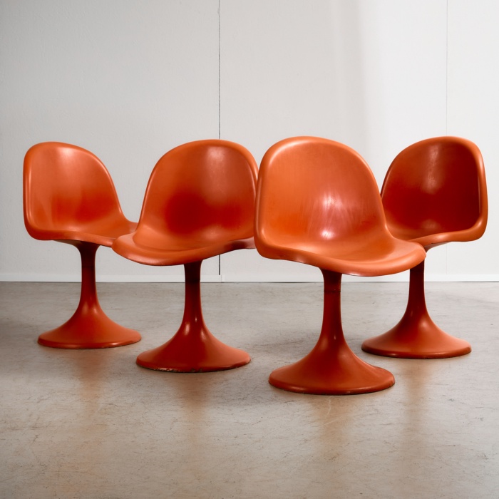 Set of Single-base Orange Chairs