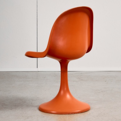 Set of Single-base Orange Chairs