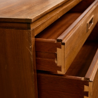 Dressing Table with Adjustable Mirror