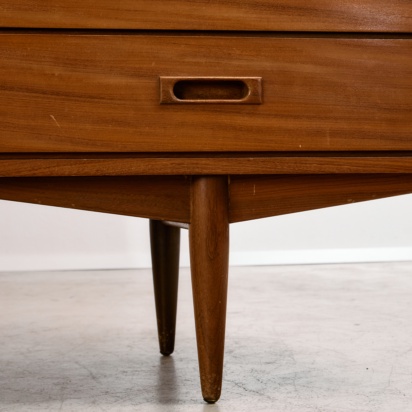 Dressing Table with Adjustable Mirror